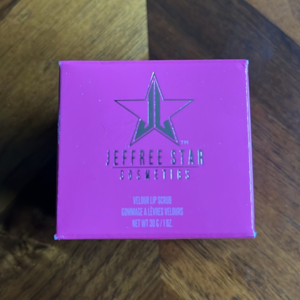 Jeffree Star “VANILLA FRENCH TOAST” Velour Lip Scrub! - Picture 2 of 3